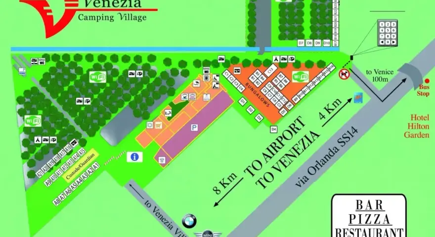 Mapa Venezia Camping Village z zaznaczonymi parcelami, bungalowami, Wi-Fi, toaletami, placem zabaw i drogą do Wenecji.