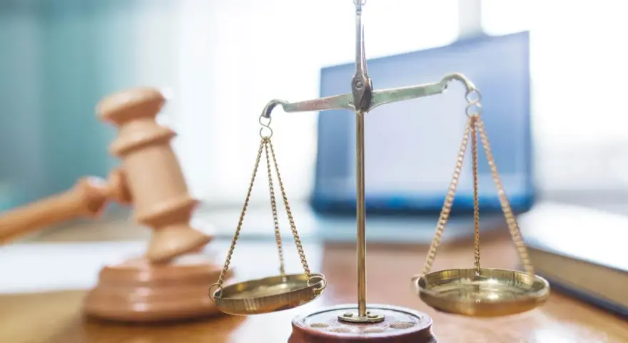 Wezwanie do sądu ile dni przed rozprawą - uniknij opóźnień i problemów
