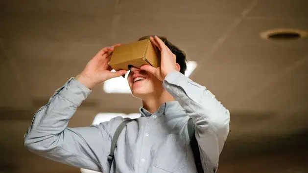 Jak włączyć tryb VR w telefonie - proste kroki i ważne wskazówki
