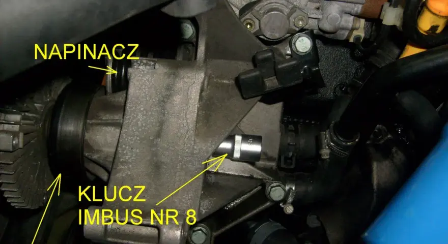 Napinacz paska klinowego Audi A4 B5 1.9 TDI. Klucz imbus nr 8 do regulacji napinacza rolki.