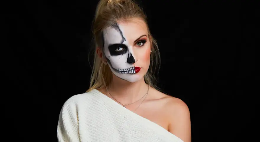 Unvergessliches Halloween Make-up: Trends, Anleitungen & Produkte