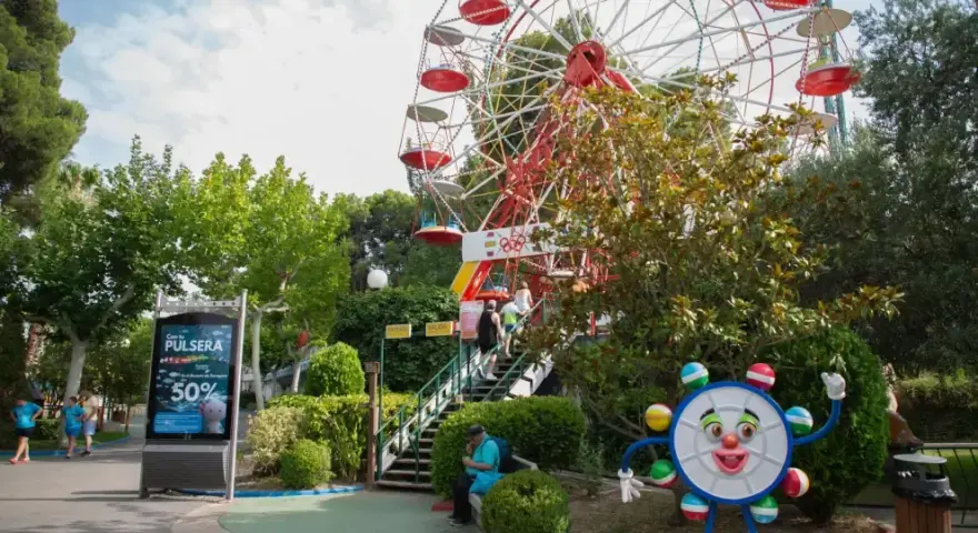 Entradas parque atracciones Zaragoza: precios, descuentos y opciones disponibles