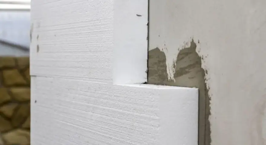 Jaki styropian na podłogę pod wylewkę – uniknij kosztownych błędów