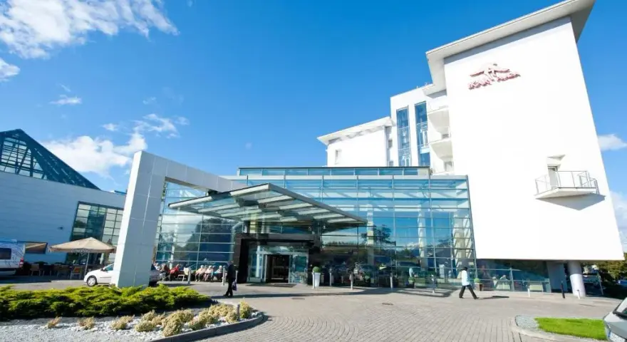 Ikar Plaza Kołobrzeg – ile gwiazdek i co oferuje 4-gwiazdkowy hotel?