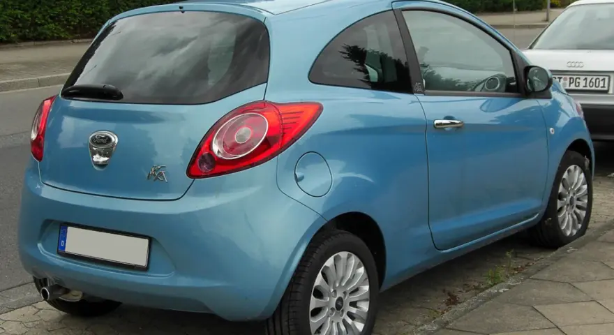 Pojemność baku Ford Ka: 35 litrów i co to oznacza dla Ciebie