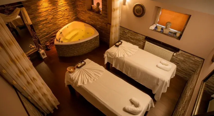Weekend w spa dla par: Jak wybrać idealny pakiet? Poradnik