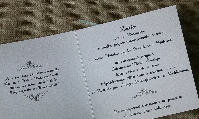 Jak wypisać zaproszenie na chrzest dla cioci, aby wzruszyć rodzinę