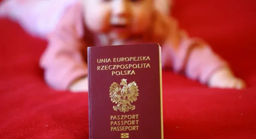 Paszport dla dziecka ile ważny? Sprawdź, by uniknąć problemów!