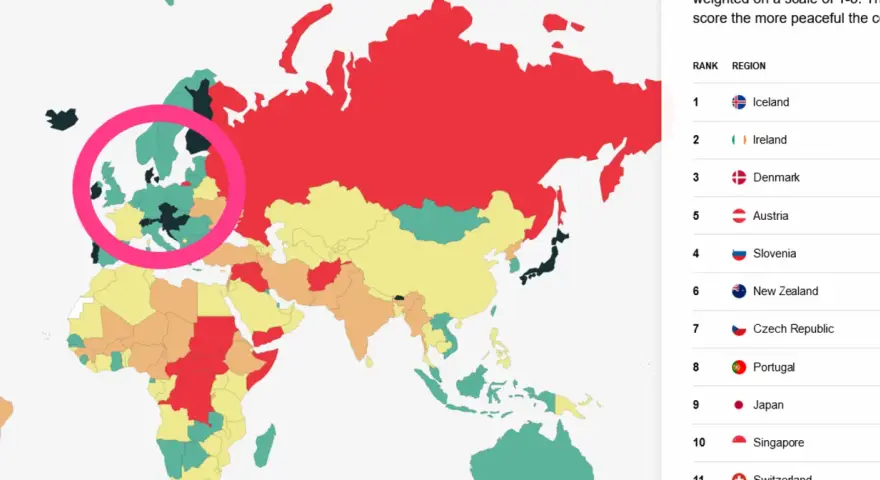 Mapa świata z zaznaczonymi krajami. Islandia jest na pierwszym miejscu jako najbezpieczniejszy kraj na świecie.