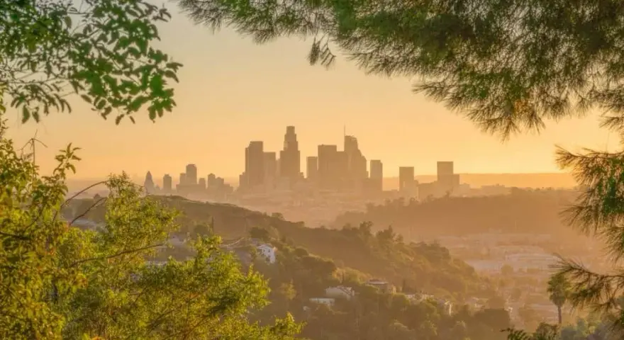 Los Angeles: Gdzie leży? Odkryj sekrety słonecznej Kalifornii