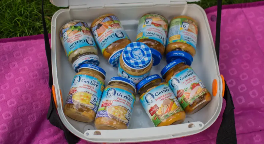 Co dla 5 miesięcznego dziecka: najlepsze jedzenie i zabawy dla malucha