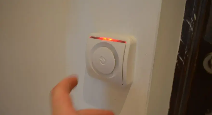 Jaki alarm do mieszkania w bloku? Uniknij niebezpieczeństwa i kosztów
