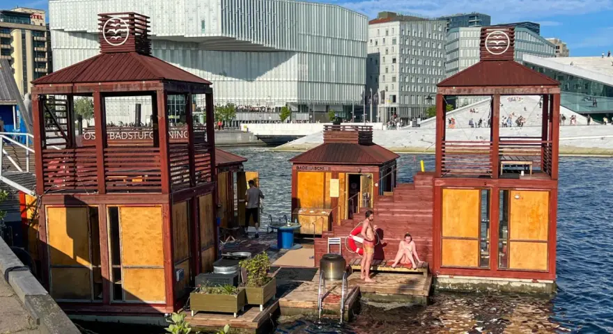 Oslo czy warto? Tak, zwłaszcza dla takich widoków i relaksu na wodzie w miejskim kąpielisku.