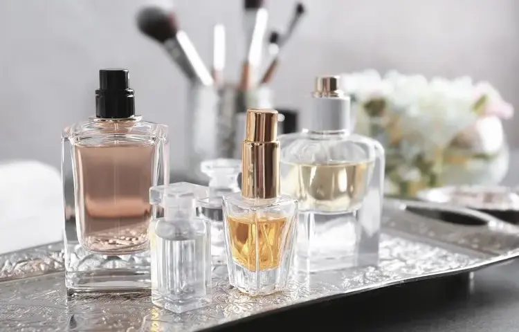 Parfum aufbewahren: Experten-Tipps für langanhaltende Duftfrische