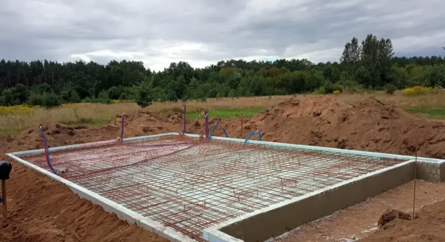 Jaki fundament pod dom szkieletowy 35m2 - uniknij kosztownych błędów