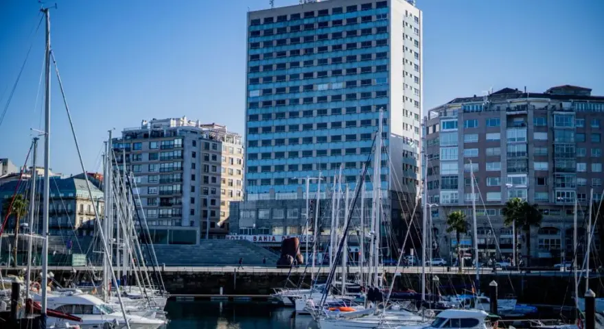 Hotel Bahía de Vigo: comodidad y vistas impresionantes al mar