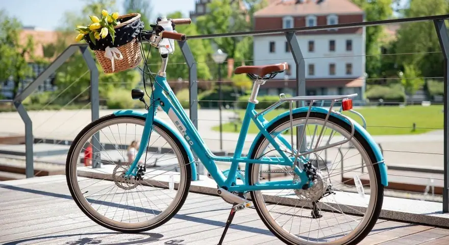 Jak zamontować koszyk do roweru instrukcja - uniknij najczęstszych błędów