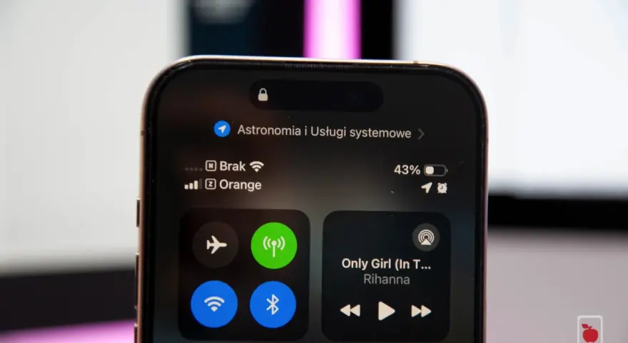 Telefon pokazuje brak sieci komórkowej, tylko Wi-Fi.