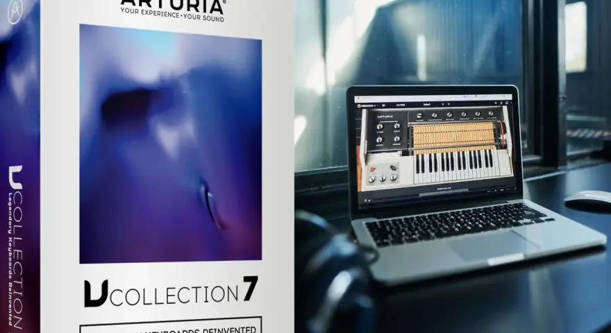 Pudełko z Arturia V Collection 7 obok laptopa z interfejsem syntezatora.