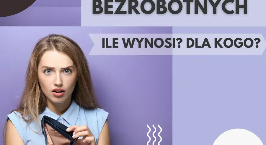 Zaskoczona kobieta pokazuje pusty portfel, zastanawiając się, ile wynosi zasiłek dla bezrobotnych.