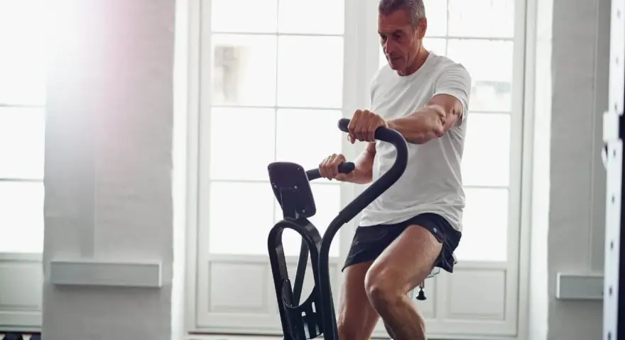 Jaki rower stacjonarny do rehabilitacji? Wybierz najlepszy model dla siebie