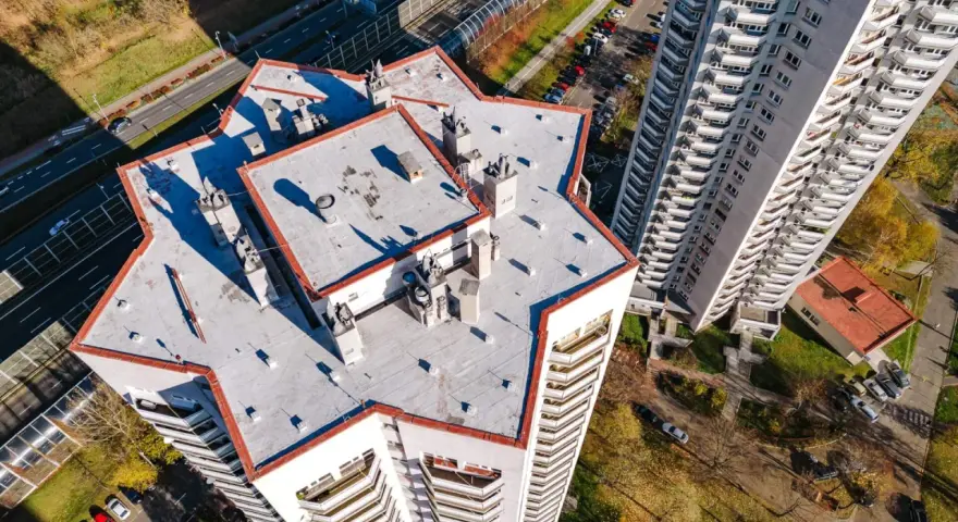 Osiedle Gwiazdy Katowice: Ile pięter mają te imponujące budynki?