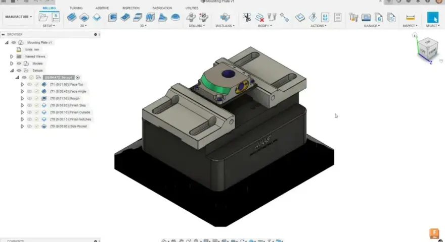 Model uchwytu frezarskiego w Fusion 360 na Linuxie, z widocznymi operacjami obróbki.
