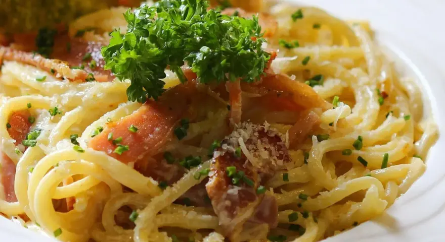 Spaghetti carbonara jak zrobić: uniknij najczęstszych błędów w przepisie