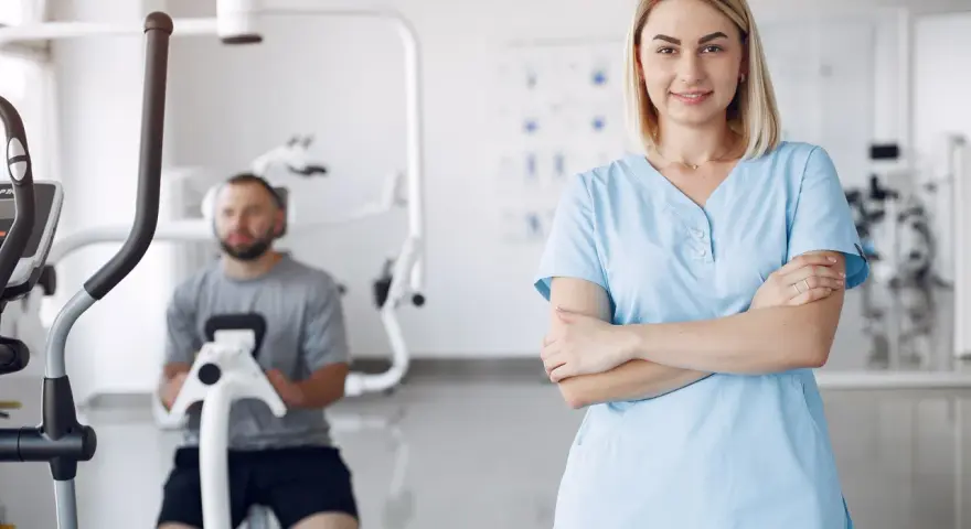 Rehabilitacja NFZ Częstochowa: Najkrótsze terminy! Jak je znaleźć?