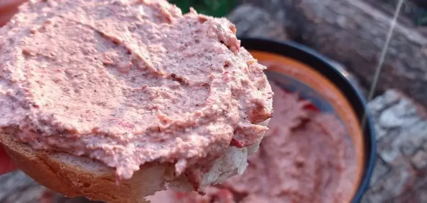 Prosty przepis na pasztet bezglutenowy, który zachwyci każdego smakosza