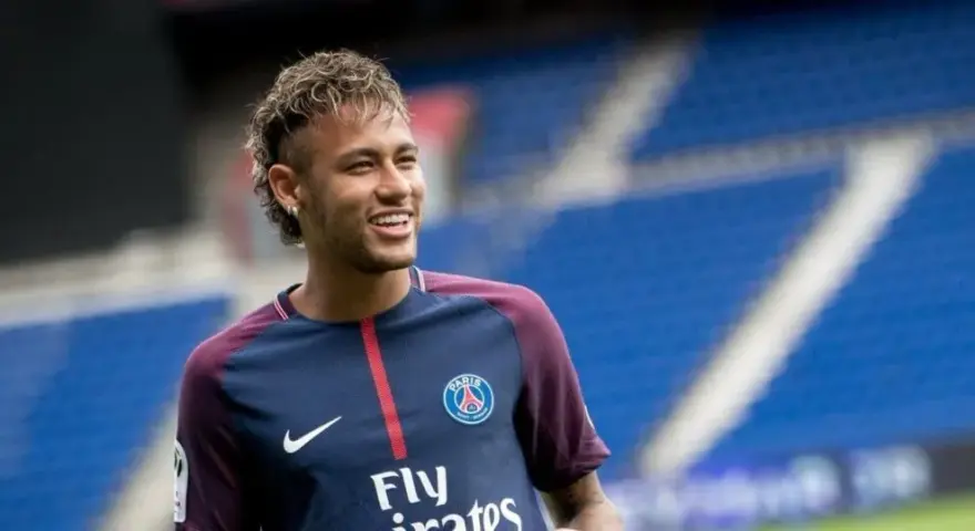 Czy Neymar ma dziecko? Odkryj tajemnice jego rodziny i dzieci