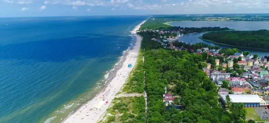 Ile za nocleg nad morzem? Ceny, porady i najlepsze oferty