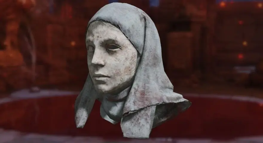 Máscara blanca de Elden Ring, con un rostro sereno y velo gris manchado de sangre, sobre un fondo oscuro y rojizo.