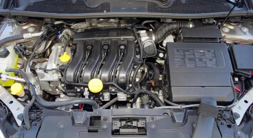 Renault Espace 4: Jaki silnik wybrać, aby uniknąć kosztownych usterek?