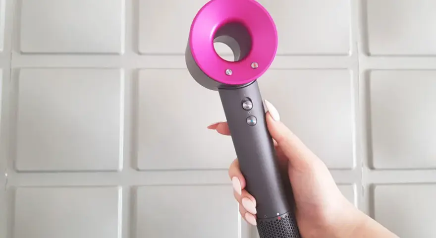Dyson Supersonic: Czy warto? Analiza, wady, zalety i opinie