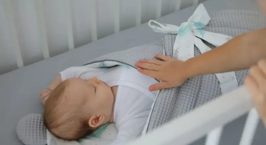 Jak postępować z niemowlakiem, aby uniknąć stresu i płaczu?