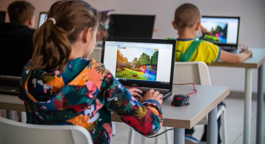 Kursy programowania Wrocław: Jak wybrać najlepszy dla siebie?