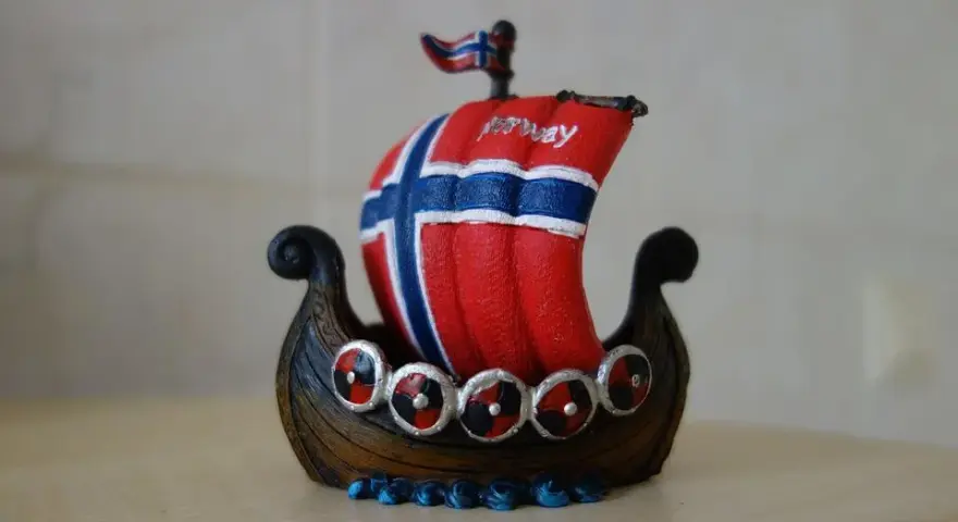 Co warto kupić w Norwegii? Unikalne pamiątki i smaki, które zachwycą