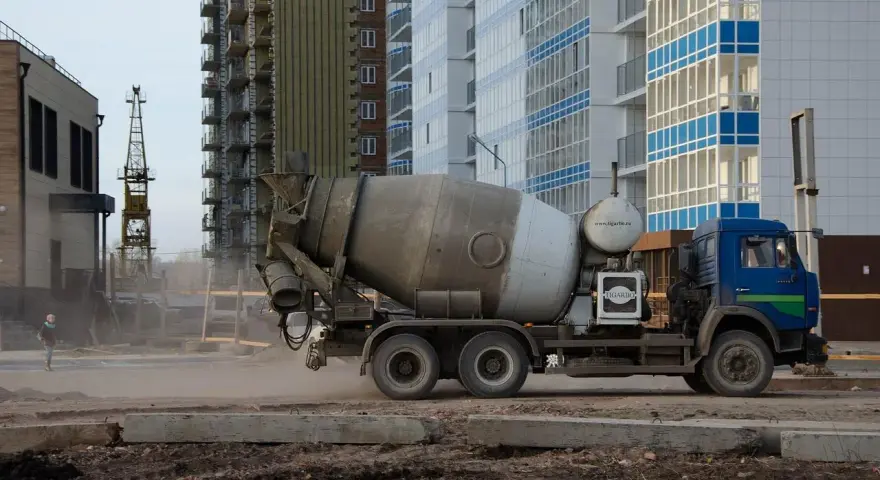 Kierowca betoniarki jakie uprawnienia są niezbędne do pracy?