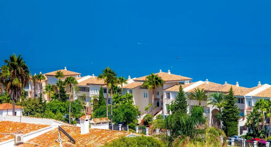 Ile można zarobić na wynajmie apartamentu w Hiszpanii? Sprawdź zyski!