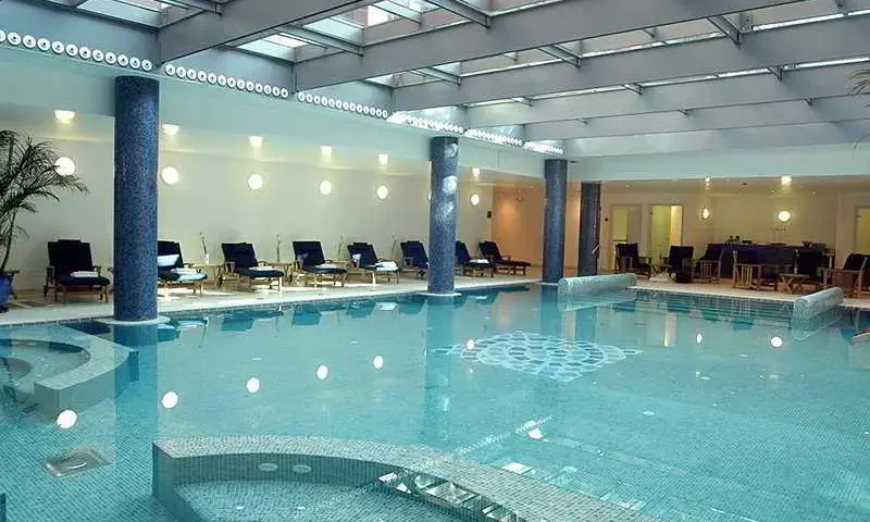 Hotel Blancafort: Relájate en el spa y disfruta de una estancia única