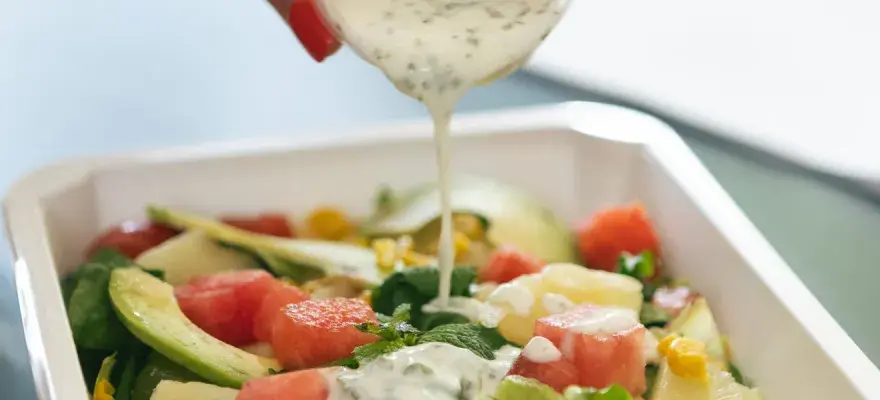 Ile kosztuje catering na 15 osób? Sprawdź, co wpływa na cenę