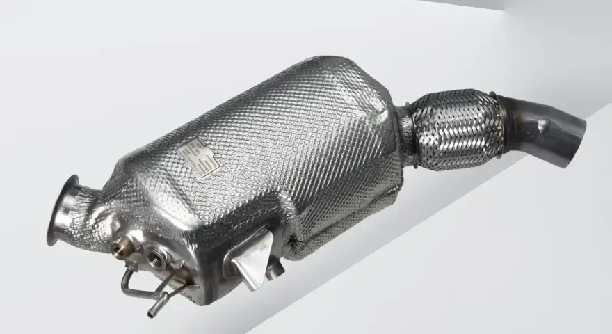 Filtr DPF, kluczowy element układu wydechowego. Czyszczenie DPF czy warto? Zobacz, jak wygląda i dlaczego warto o niego dbać.