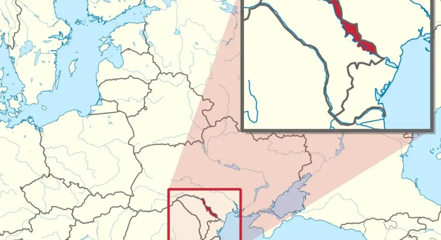 Mapa Europy Wschodniej z zaznaczonym obszarem Transnistrii. Powiększony fragment pokazuje dokładne położenie tego regionu.