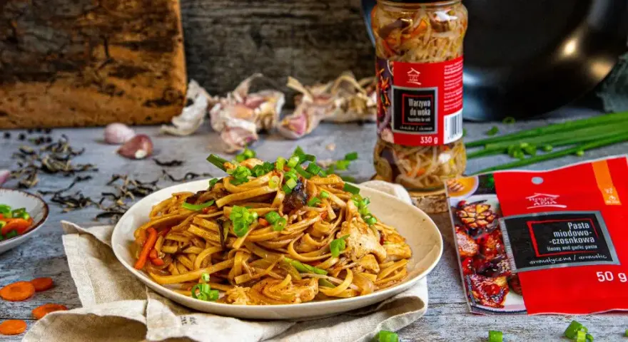 Gdzie kupić chow mein? Najlepsze miejsca i ceny w Polsce