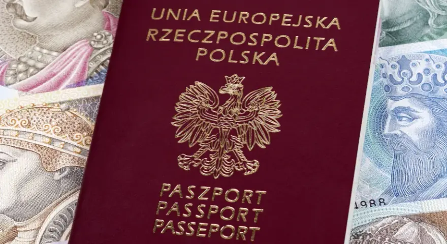 Odbiór paszportu przez inną osobę? Poradnik dla rodziny i pełnomocnika
