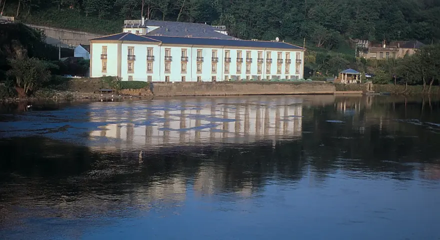 Balneario de Lugo: Aguas milenarias, historia y tu plan perfecto