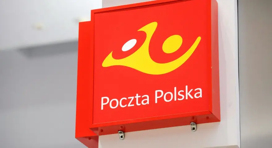 Poczta Polska 2026: Ile zarobisz? Stawki, premie, benefity