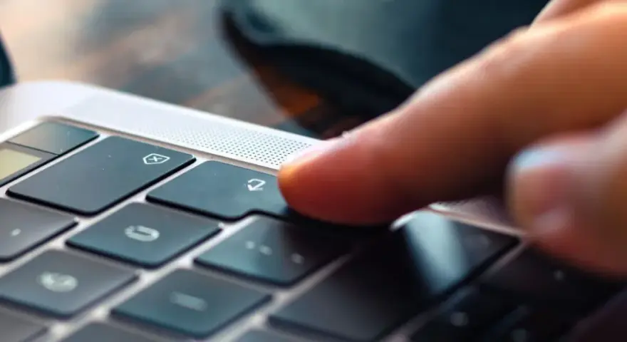 Jak zrobić kopiuj wklej na laptopie – proste kroki, które musisz znać