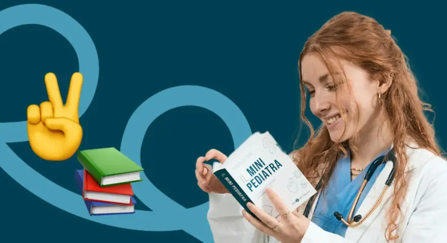 Giovane dottoressa studia "Il Mini Pediatra", forse per capire quanto guadagna un medico privato.